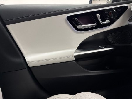 2025 Mercedes-Benz C Class C 180 A/T AMG Line €60,950 thumbnail