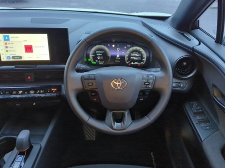 2025 Toyota C-HR - thumbnail 9