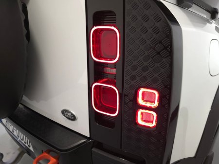 2021 Land Rover Defender  €54,950 thumbnail