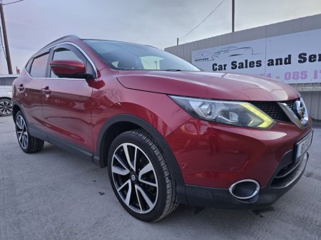 2016 Nissan Qashqai - thumbnail 1