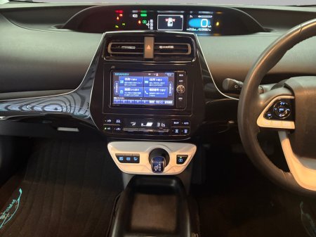 2016 Toyota Prius 1.8 Petrol Hybrid Auto €15,900 thumbnail