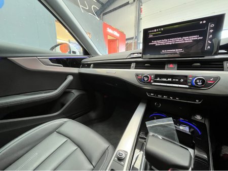 2024 Audi A4 2024 AUDI A4 40TDI QUATTRO ADVANCED 2.0 AUTOMATIC / CRUISE CONTROL / ELECTRIC MEMORY & HEATED SEATS / PADDLE SHIFTERS / APPLE CARPLAY / AMBIEN TLIGHTS thumbnail