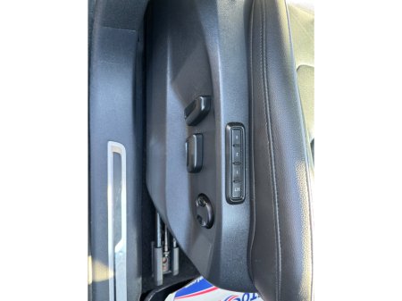 2020 Volkswagen Tiguan - thumbnail 26