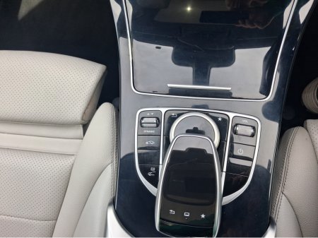 2016 Mercedes-Benz C Class - thumbnail 22