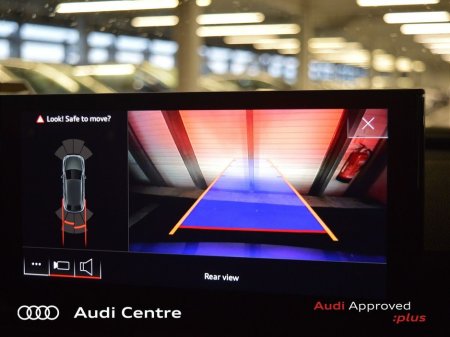 2023 Audi Q5 50 TFSI e 299HP S tronic quattro S Line €51,499 thumbnail