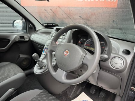 2010 Fiat Panda 1.1 ACTIVE ECO 5DR €2,495 thumbnail