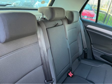 2017 Volkswagen Golf 1.2 TSI 5DR AUTO COMFORTLINE €13,950 thumbnail