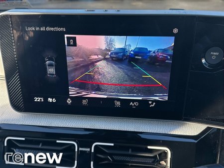 2026 Renault 5 Roland Garros 52kWh 150hp thumbnail