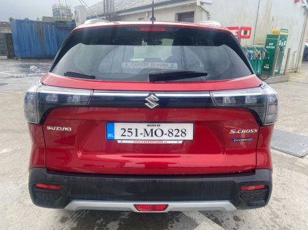 2025 Suzuki SX4 - thumbnail 6