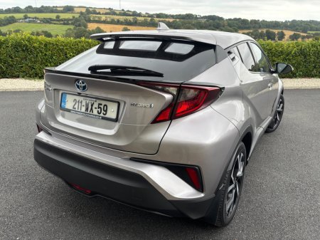 2021 Toyota C-HR 1.8 HYBRID SPORT €23,950