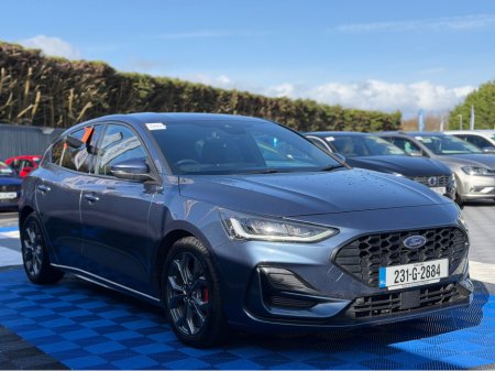 2023 Ford Focus - thumbnail 8