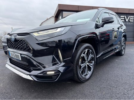 2024 Toyota Rav4 4X4 PHEV - Platinum Modelista - New model €48,940 thumbnail