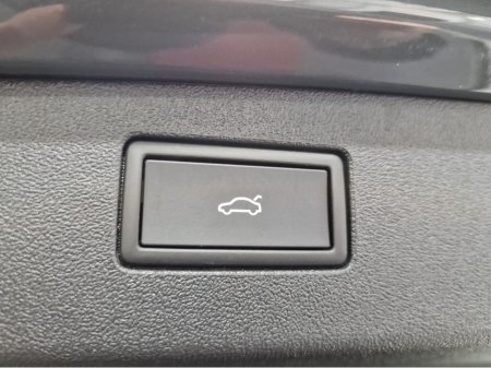 2025 Volkswagen Tiguan 1.5TSi PHEV R-LINE AUTOMATIC **ONE OWNER / NEW MODEL / APPLE CARPLAY / ADAPTIVE CRUISE CONTROL / BLIND SPOT ASSIST / HEATED & MASSAGE FRONT SEATS / HEATED STEERING WHEEL / WIRELESS PHONE CHARGING** €50,900 thumbnail