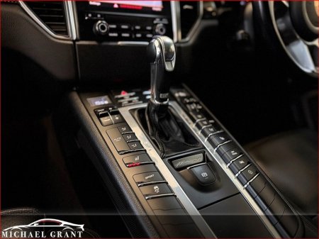 2018 Porsche Macan S PDK 3.0 PETROL ONLY 70KM HUGE SPEC €69,950 thumbnail