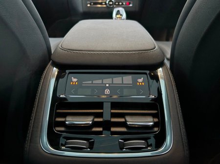 2025 Volvo XC90 T8 PLUS OPEN PAN ROOF €79,995 thumbnail