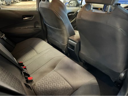 2023 Toyota Corolla LUNA H/B 4DR AUTO €20,999 thumbnail