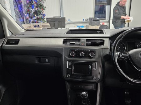 2017 Volkswagen Caddy  €16,950 thumbnail