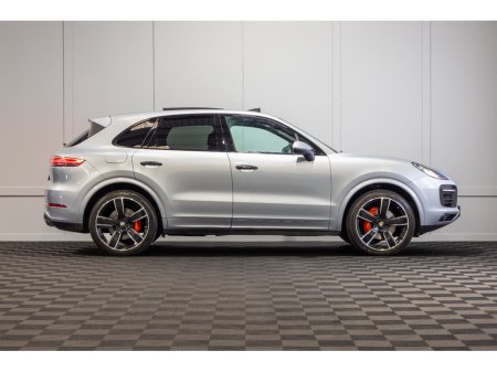 2020 Porsche Cayenne - thumbnail 6