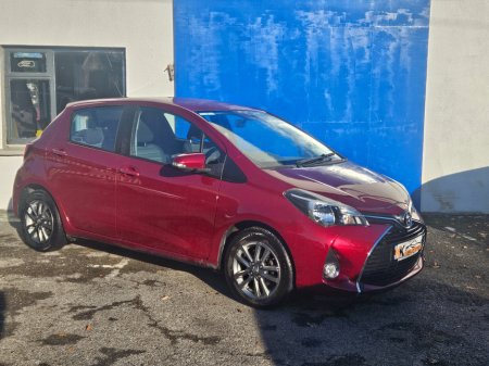 2017 Toyota Yaris 1.0 VVT-i 3Dr Luna €10,750