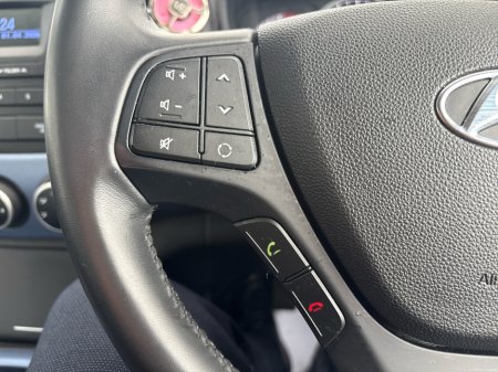 2019 Hyundai i10 - thumbnail 14