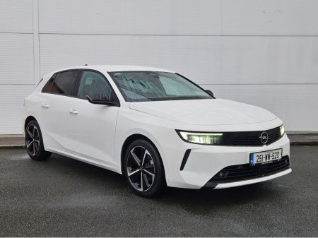 2025 Opel Astra ELEGANCE 1.2 110PS