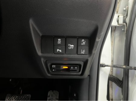 2019 Honda Stepwagon €25950 2019 HONDA STEPWAGON HYBRID G EX SENSING BLACK STYLE 2.0 AUTOMATIC / CRUISE CONTROL / REVERSE CAMERA / AUTOMATIC DOORS / 7 SEATS €25,950 thumbnail