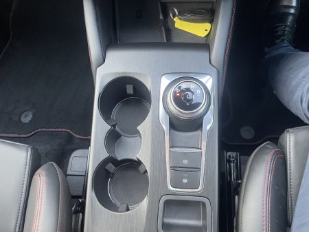 2025 Ford Kuga ST-Line X €32,984 thumbnail