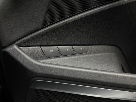 2024 Audi Q8 e-tron S LINE 55 E-TRON *PAN ROOF* €79,990 thumbnail