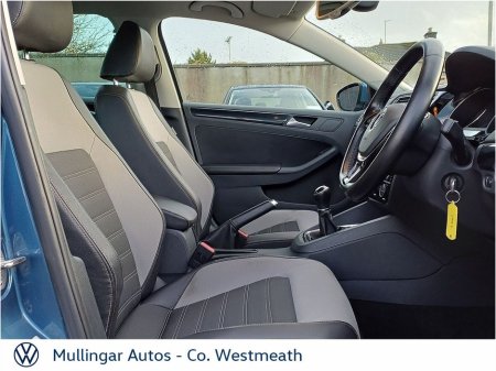 2016 Volkswagen Jetta - thumbnail 19