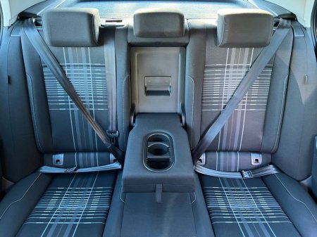 2015 Volkswagen Golf LOUNGE EDITION 1.2 TSI AUTO // NEW 19" R-LINE ALLOYS // REVERSE CAMERA // NEW NCT 03/27 €14,900 thumbnail