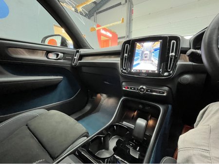 2023 Volvo XC40 - thumbnail 22