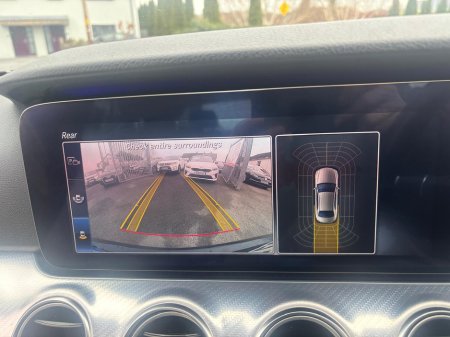 2019 Mercedes-Benz E Class - thumbnail 2