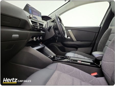 2023 Citroen C4 - thumbnail 4