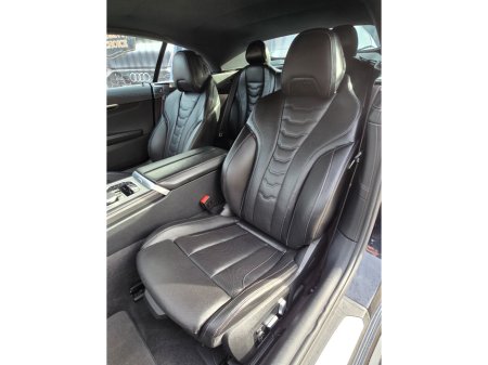 2021 BMW 8 Series - thumbnail 18