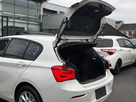 2017 BMW 1 Series - thumbnail 16