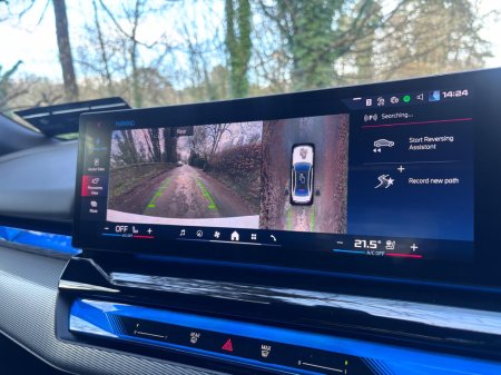 2024 BMW i5 M60 XDRIVE €76,950 thumbnail