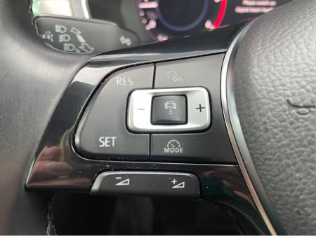 2018 Volkswagen Passat - thumbnail 13