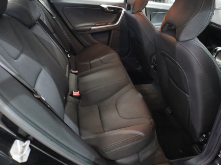 2017 Volvo S60 - thumbnail 22