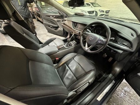 2018 Opel Insignia 1.5 (140PS) Turbo ecoTEC ELITE €11,888