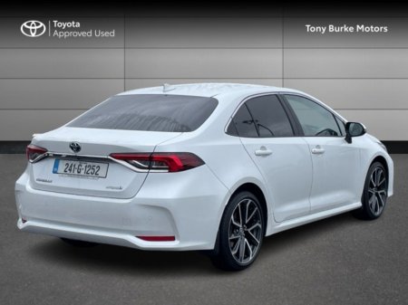 2024 Toyota Corolla Saloon - Top Spec SOL Edition - 1.8 Hybrid - Automatic - 1 Owner - 1 Free Service @ 45,000km // Remote Central Locking // Front Electric Windows // Rear Electric Windows // Electric Mirrors // Heated €33,699