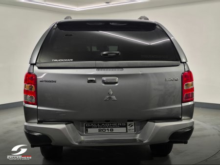 2018 Mitsubishi L200 (182) WARRIOR 2.4 DI-D 4WD €19,508 thumbnail