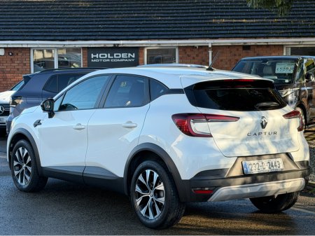 2023 Renault Captur Keyless Entry thumbnail