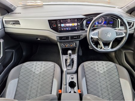 2022 Volkswagen Taigo R-LINE 1.0 TSI 110HP *Top Spec/Heated Seats/Automatic/Reverse Camera* thumbnail