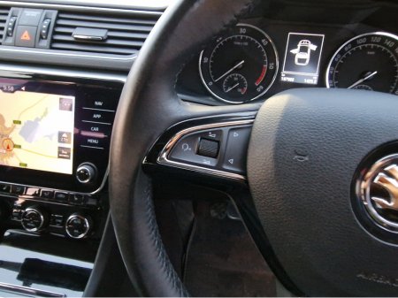 2018 Skoda Superb AMBITION 1.6 TDI-FULLY SERVICED WITH NEW NCT €14,350 thumbnail