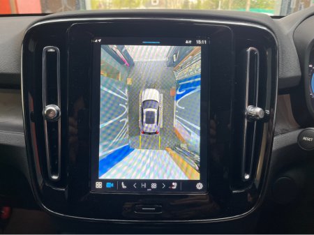 2022 Volvo XC40 - thumbnail 23