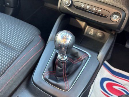 2024 Ford Focus 1.0L EcoBoost 125PS ST-Line €27,975 thumbnail