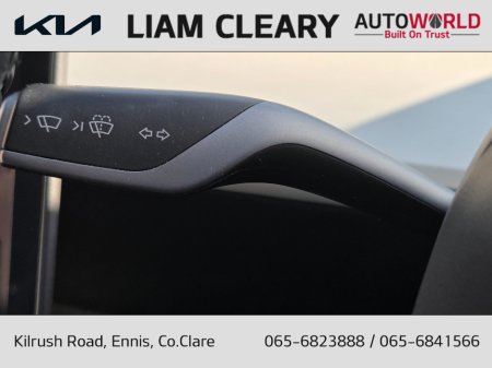 2023 Tesla Model Y - thumbnail 18