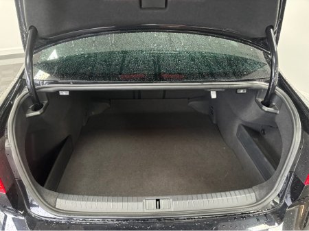 2017 Volkswagen Passat - thumbnail 11