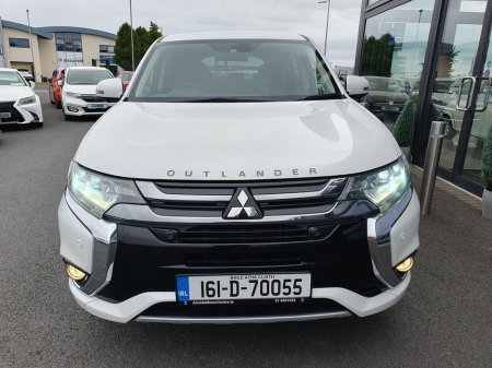 2016 Mitsubishi Outlander - thumbnail 5