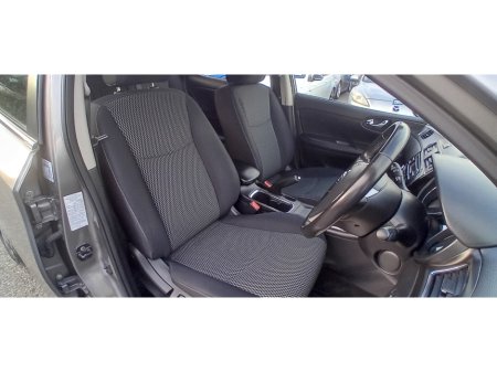 2016 Nissan Pulsar **LOW MILEAGE**1.2 PET SV E6 4DR €8,945 thumbnail